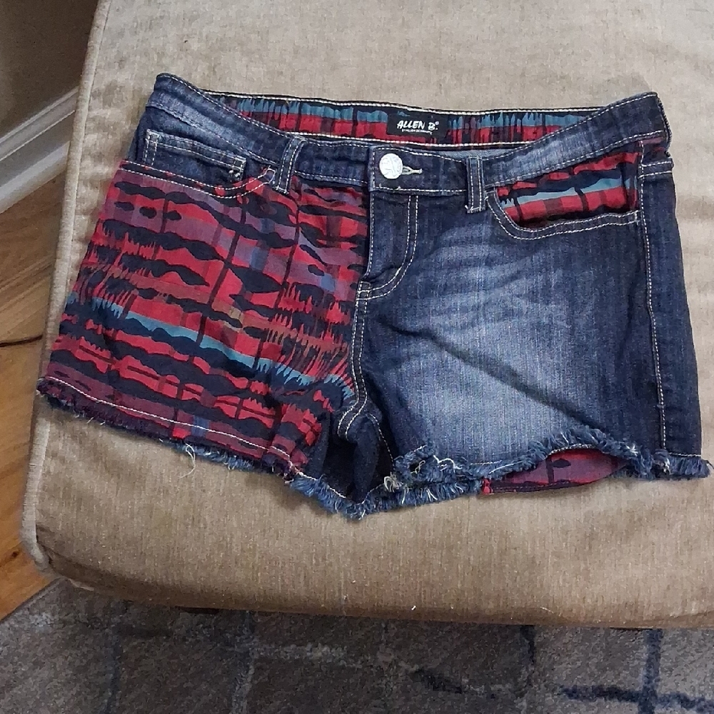 Allen B. By Allen Schwartz Multicolor Patterned Jean Shorts